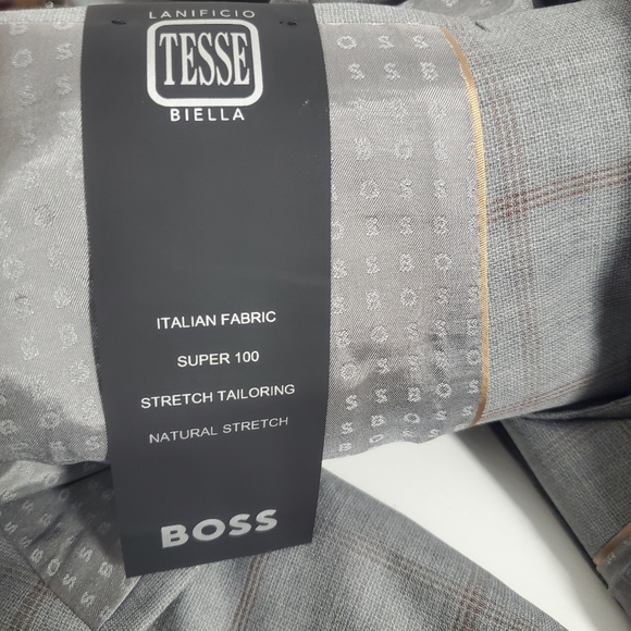 Hugo Boss 44 R Slim Fit Men's Gray Window pane Wool Two Button Blazer New Tags. - Picture 5 of 7